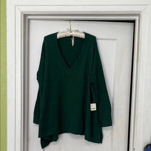 FREE PEOPLE SWEATER